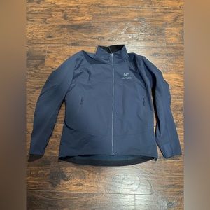 Arc’teryx light fleece jacket size XL